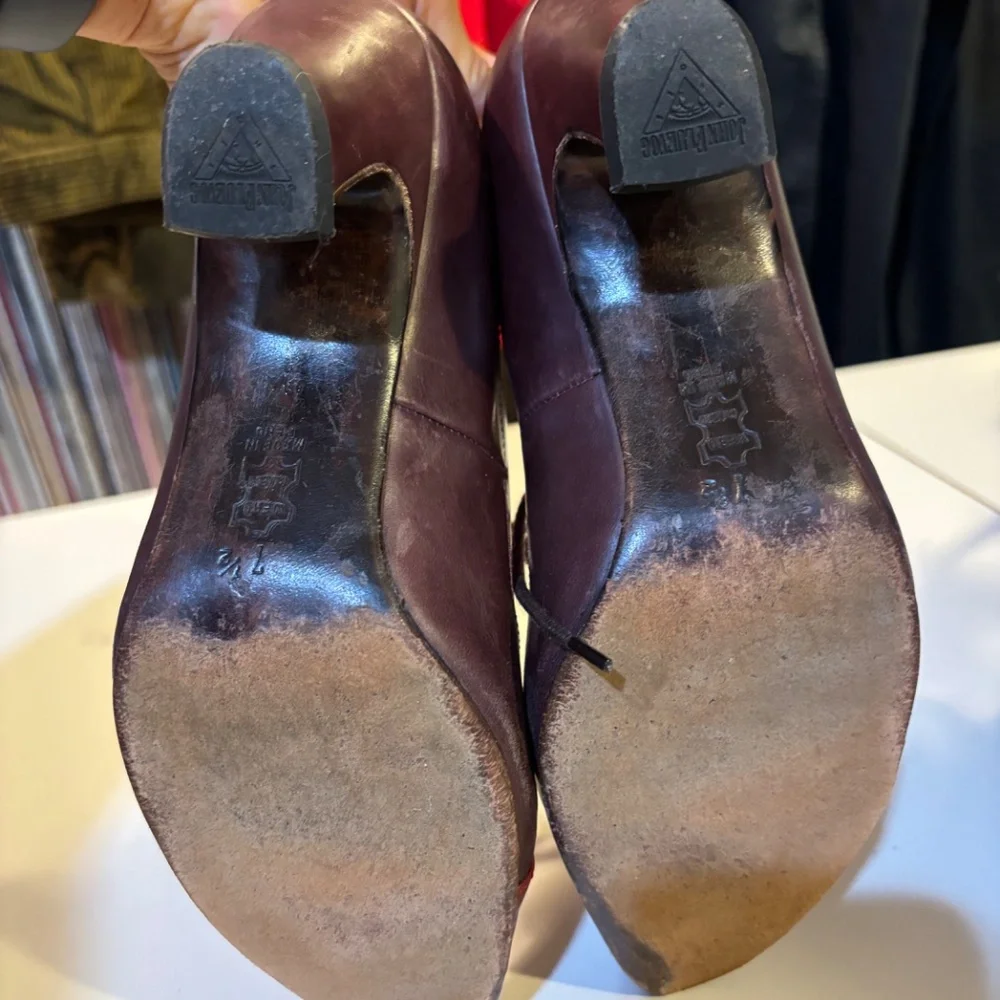 Two-tone Fluevog "secretary" loafers Sz. 7 - Picture 6 of 12